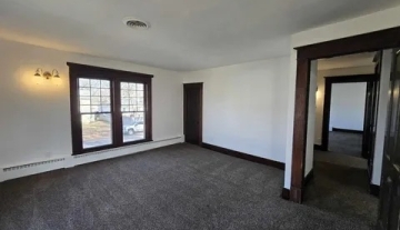 112 E Clinton St Clinton MO 11.jpg